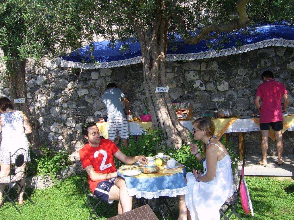 Acomodação com café da manhã  World Center Amalfi