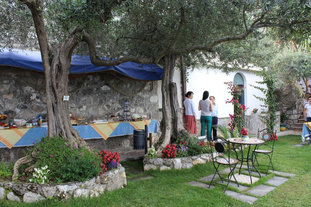 Acomodação com café da manhã  World Center Amalfi