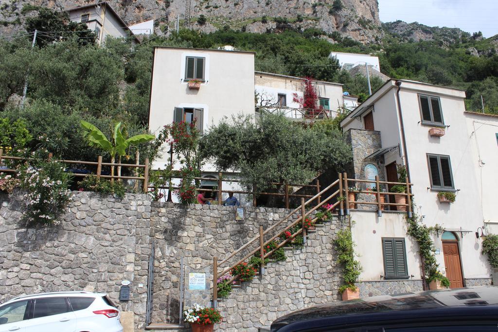 Acomodação com café da manhã  World Center Amalfi